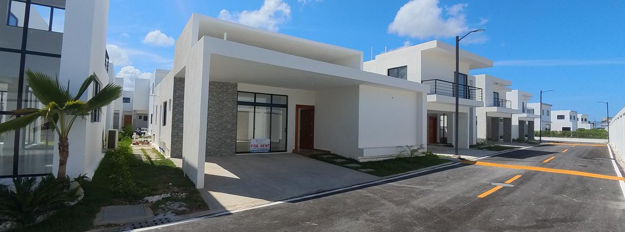 Casa en Renta – Paradise Village, Punta Cana