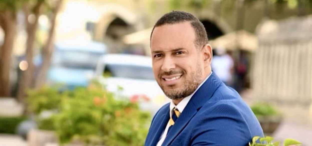 Alexander Martínez